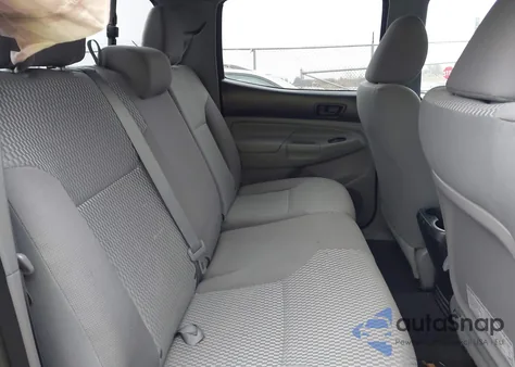 2015 Toyota Tacoma Base V6 из США, поврежденный, VIN 3TMLU4ENXFM170899